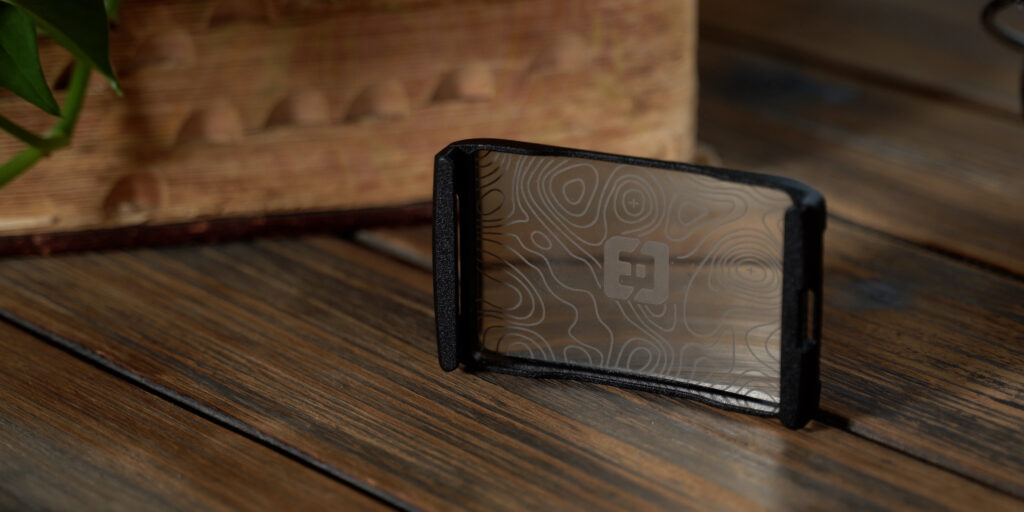 Akeeni XSTO Slim Wallet Review