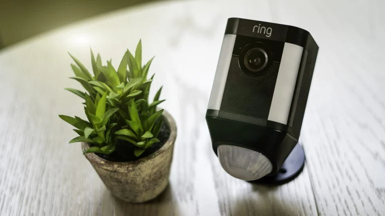 Review of the Ring Battery Spotlight LED Wireless Home Security Camera
