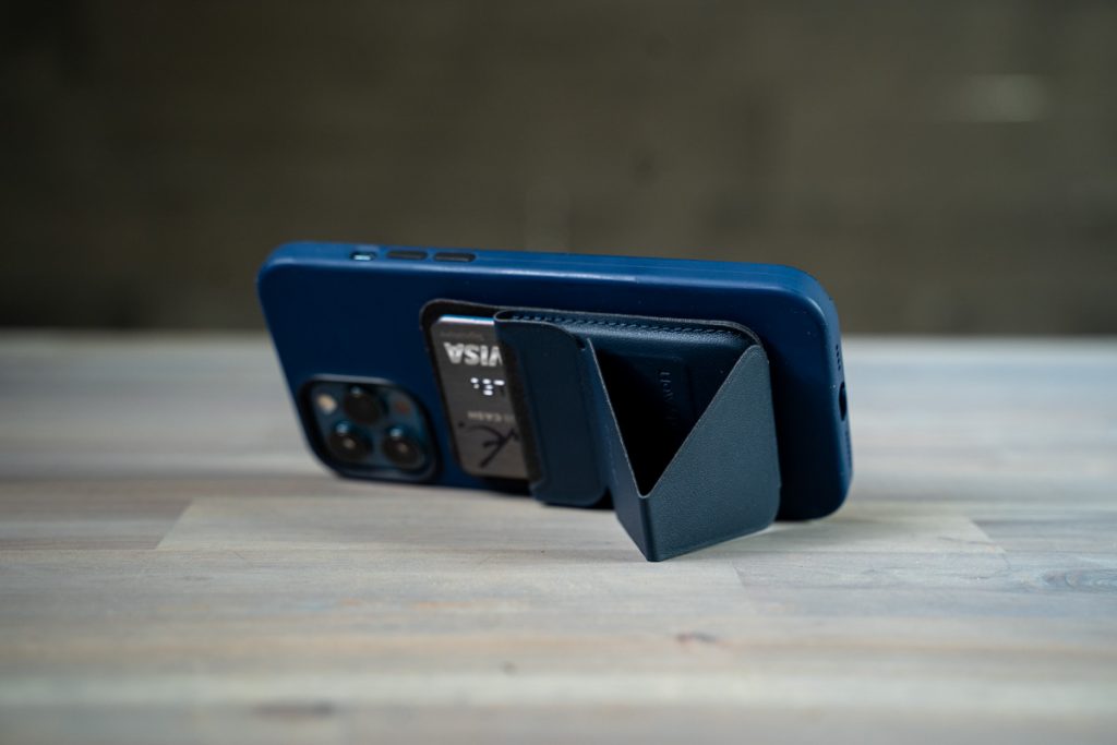 MOFT MagSafe Wallet Review