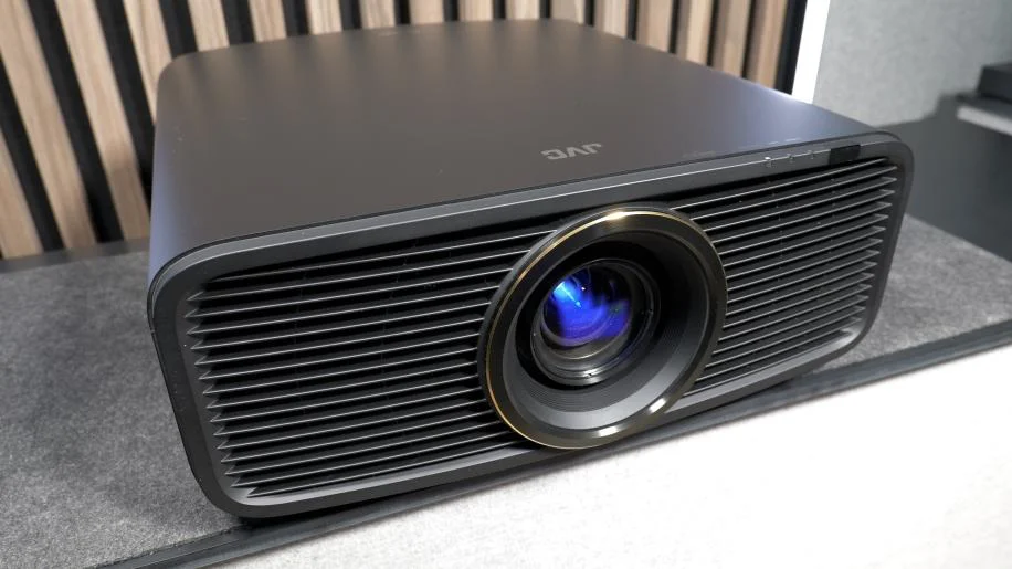 cvc dla-nz500 4k projector
