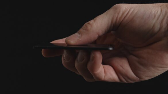 Plaud Note Pro Review - Ai Meeting Note Taker