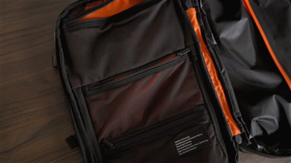 Black Voyage Zephyr Pro Organization